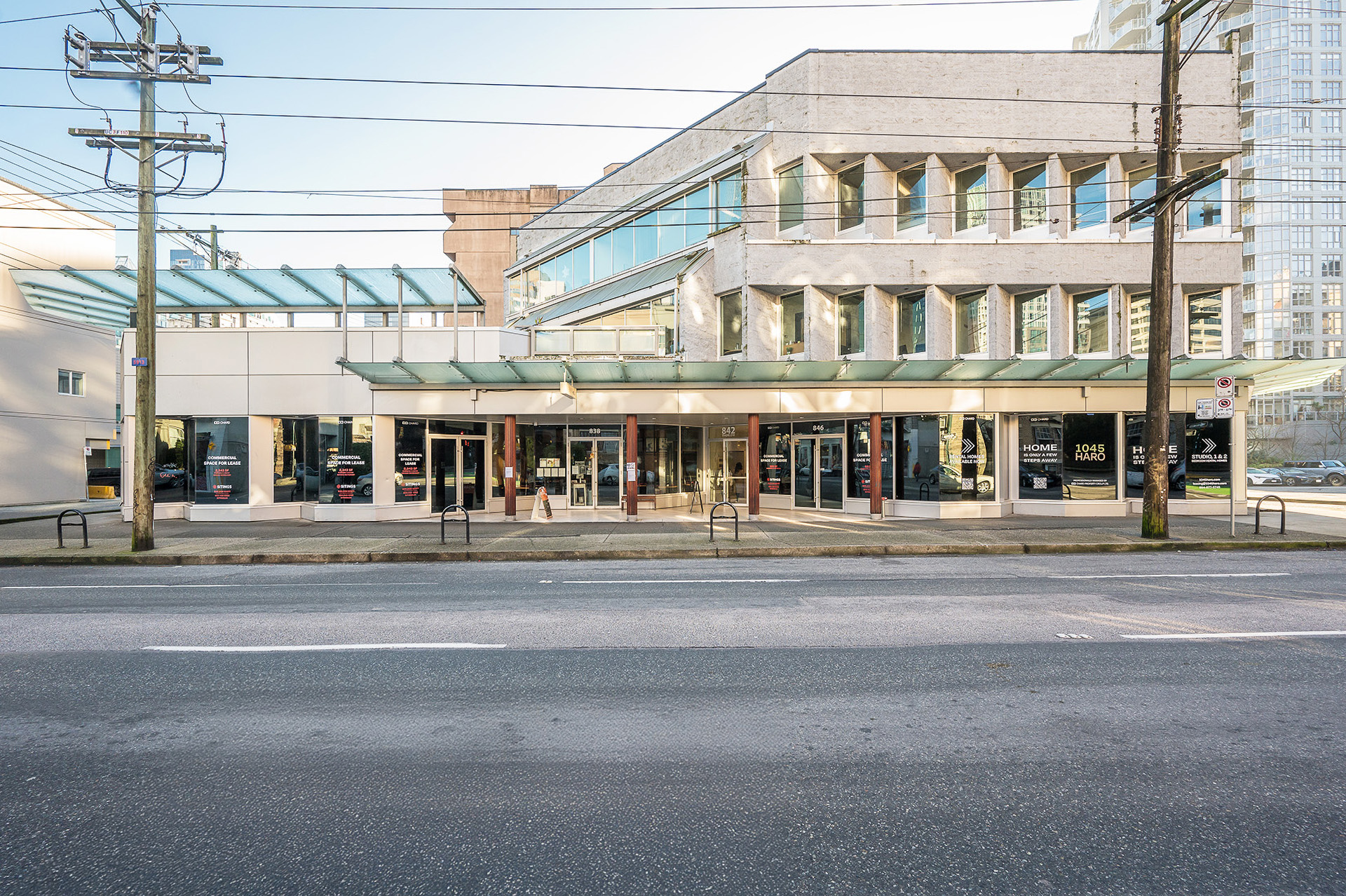 Fully leased retail units at 830-850 Thurlow Street