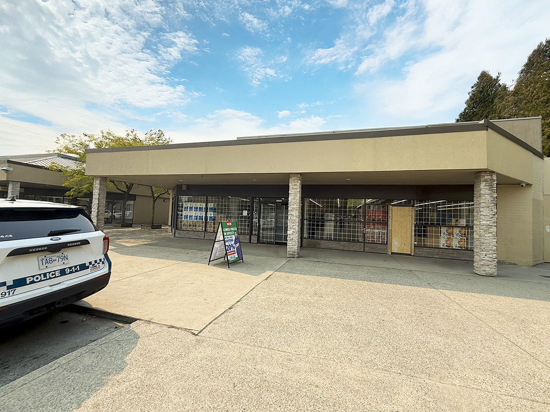 Grocery Anchored Retail for Sublease. 7155 138th St, Surrey, BC. Newton Town Centre